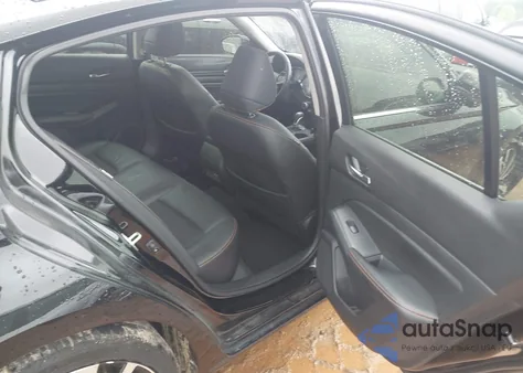 2019 Nissan Altima 2.5 Sr z USA, uszkodzony, nr VIN 1N4BL4CV7KC217678